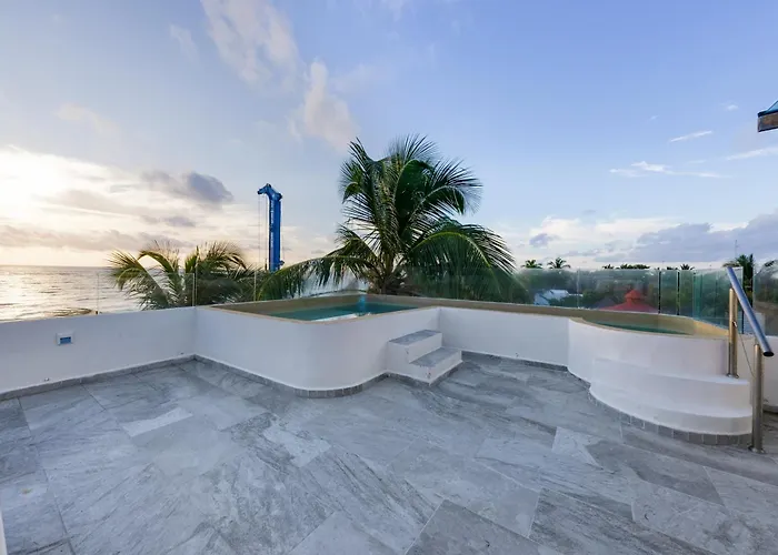 Playa Canek Beachfront EcoHotel Playa